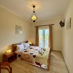 Thomas Apartments