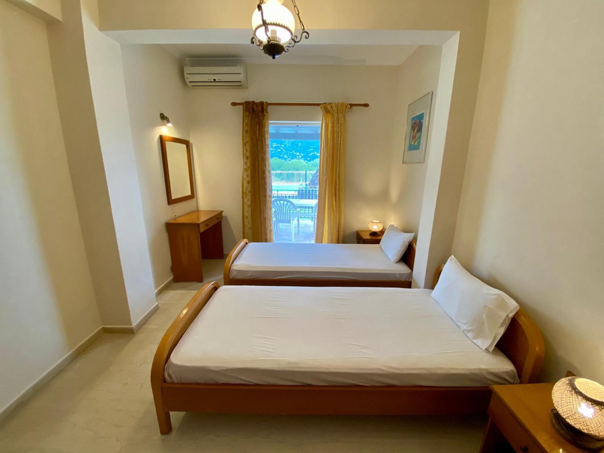 Apartment Thomas Dassia (Corfu)