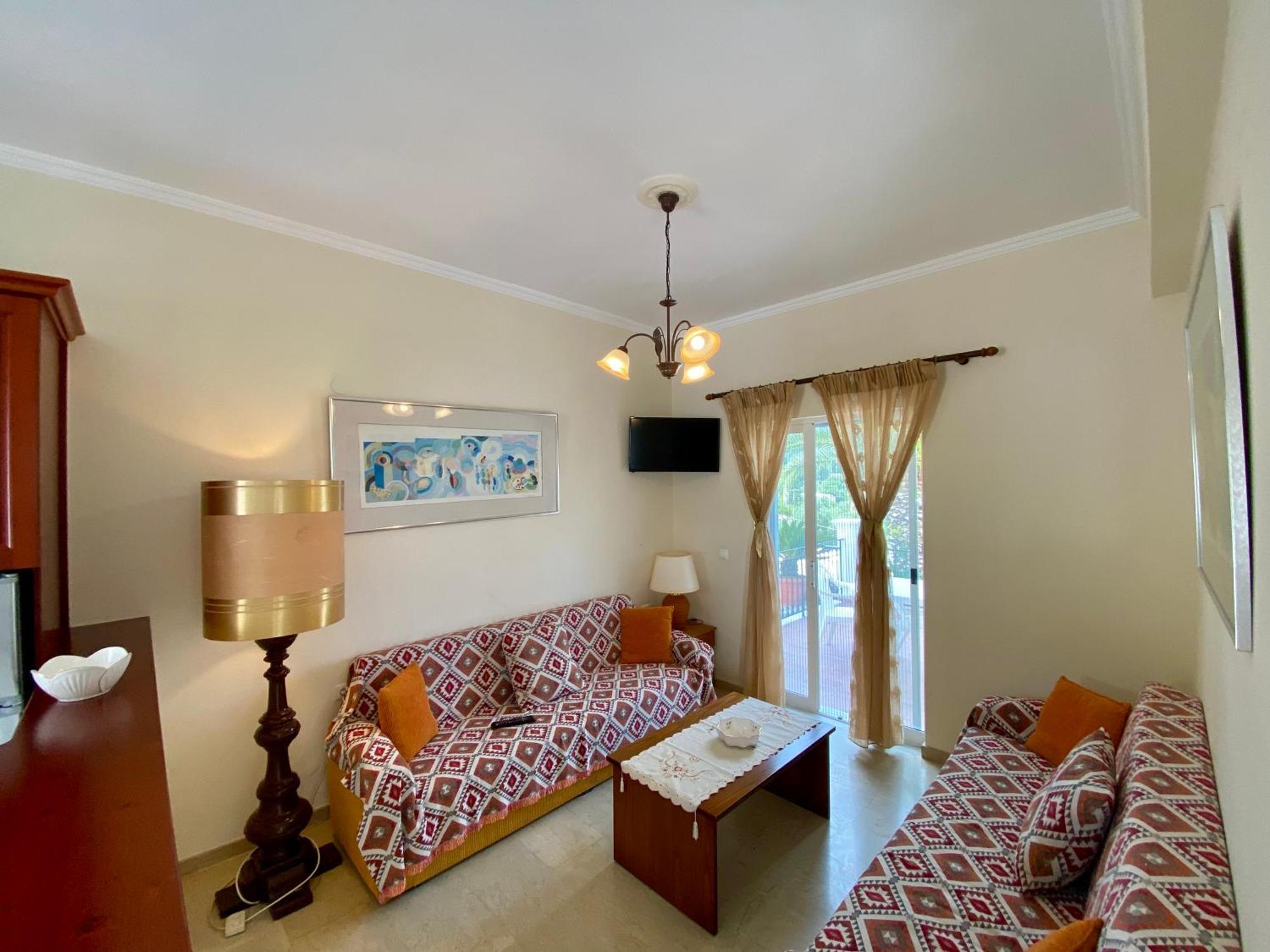 Apartment Thomas Dassia (Corfu)