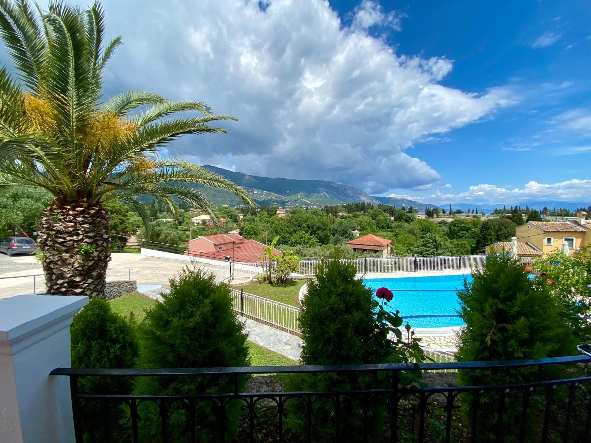 Thomas * Dassia (Corfu)