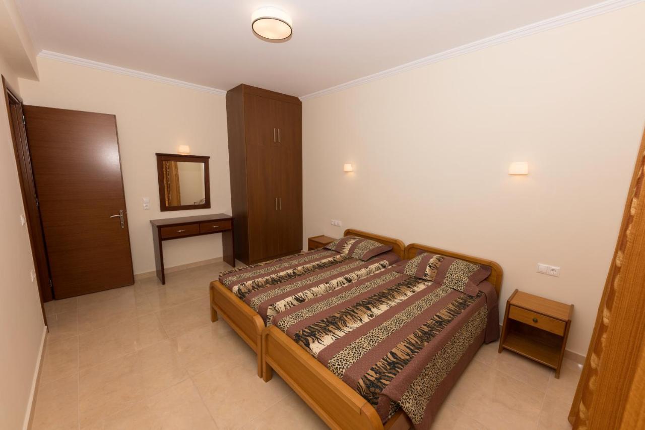Apartment Thomas Dassia (Corfu)